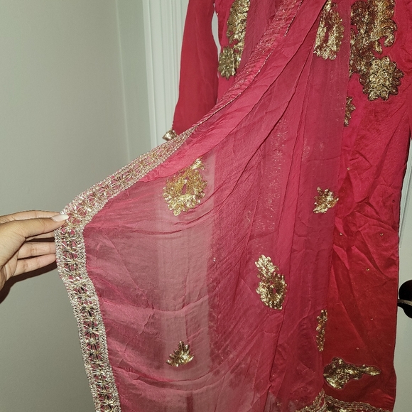 Hot Pink Pakistani Suit with gotawork(3 piece) - Picture 2 of 5
